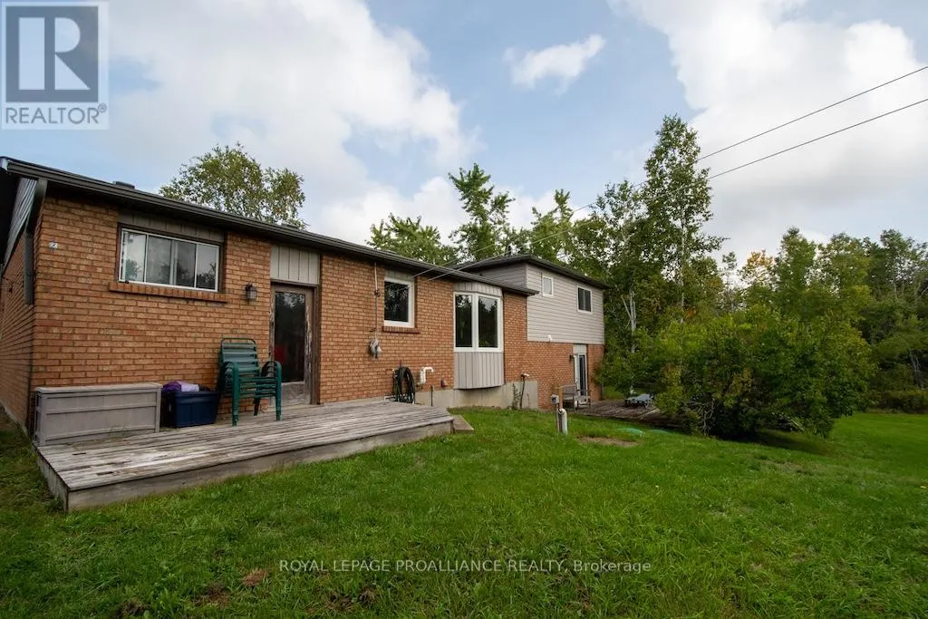939 ALEXANDER DRIVE