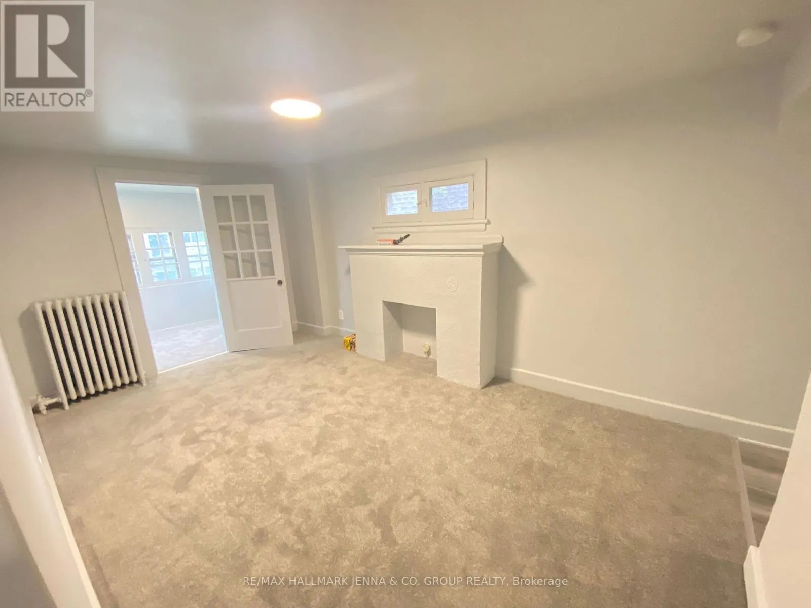 2 - 275 BRONSON AVENUE