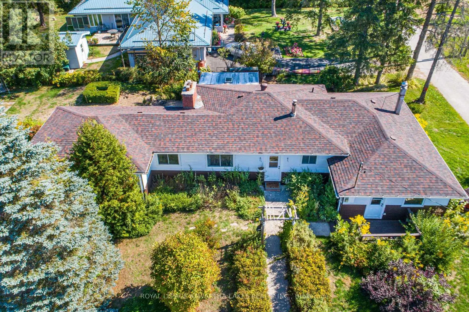 85 THOMAS DRIVE