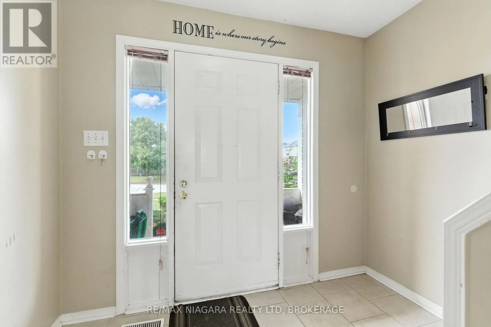 127 DEVINE CRESCENT
