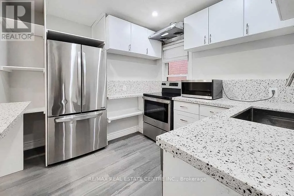 24 EAST 22ND STREET