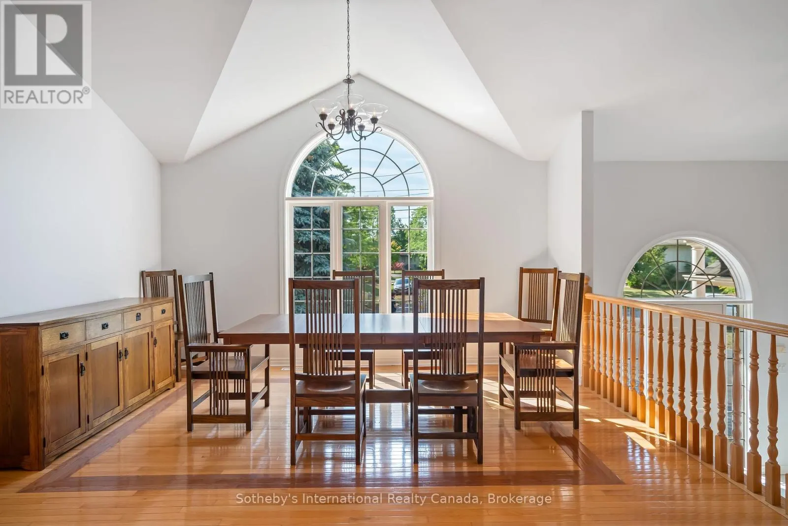 3121 GLENBROOK DRIVE