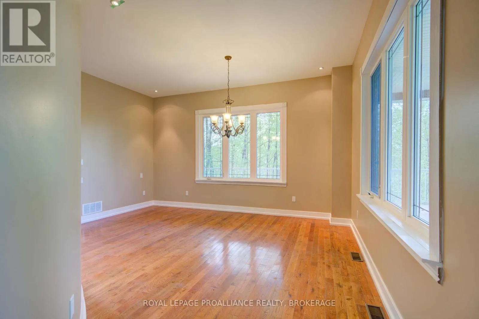 124 GRANITE HILLS