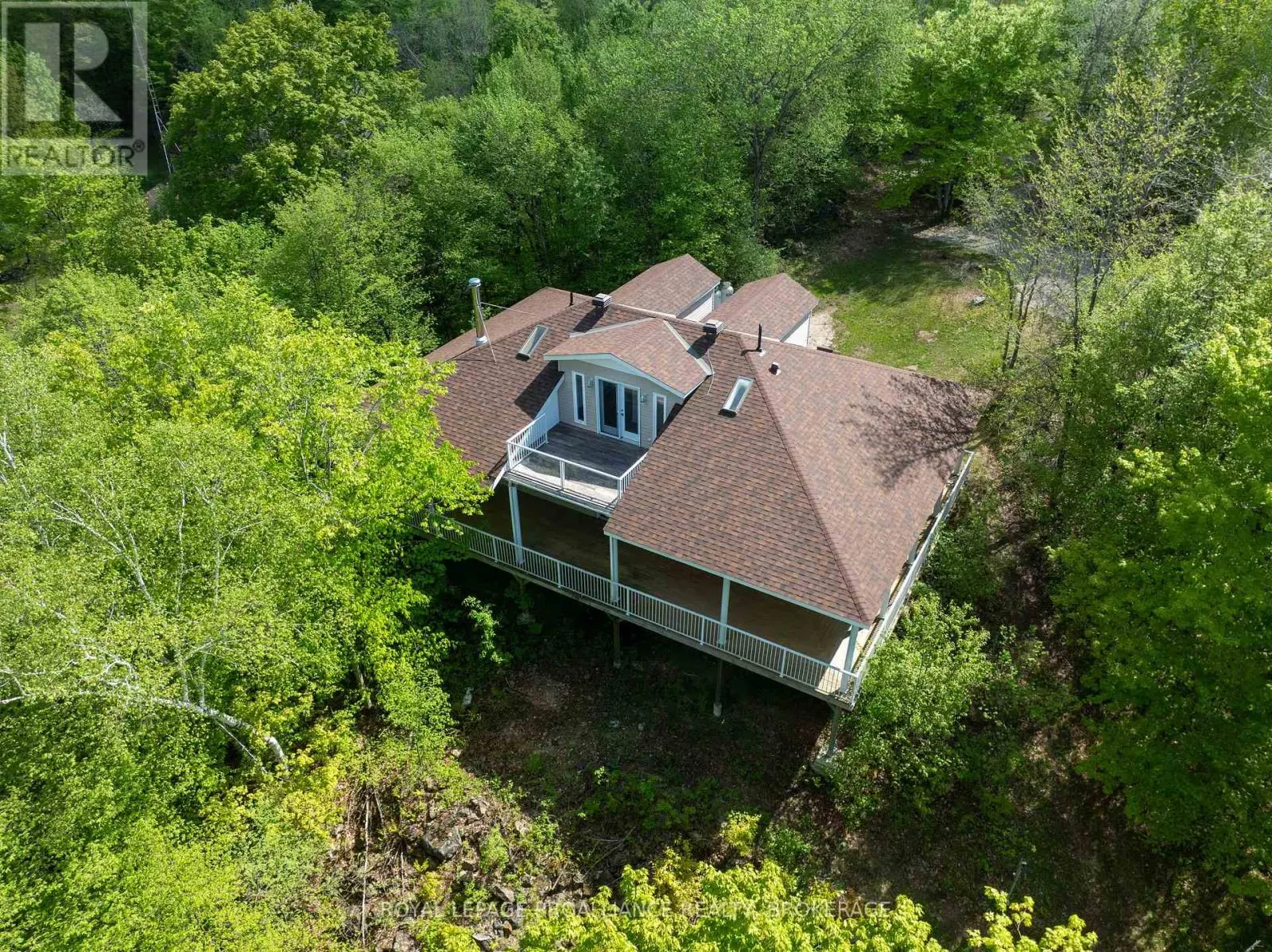 124 GRANITE HILLS