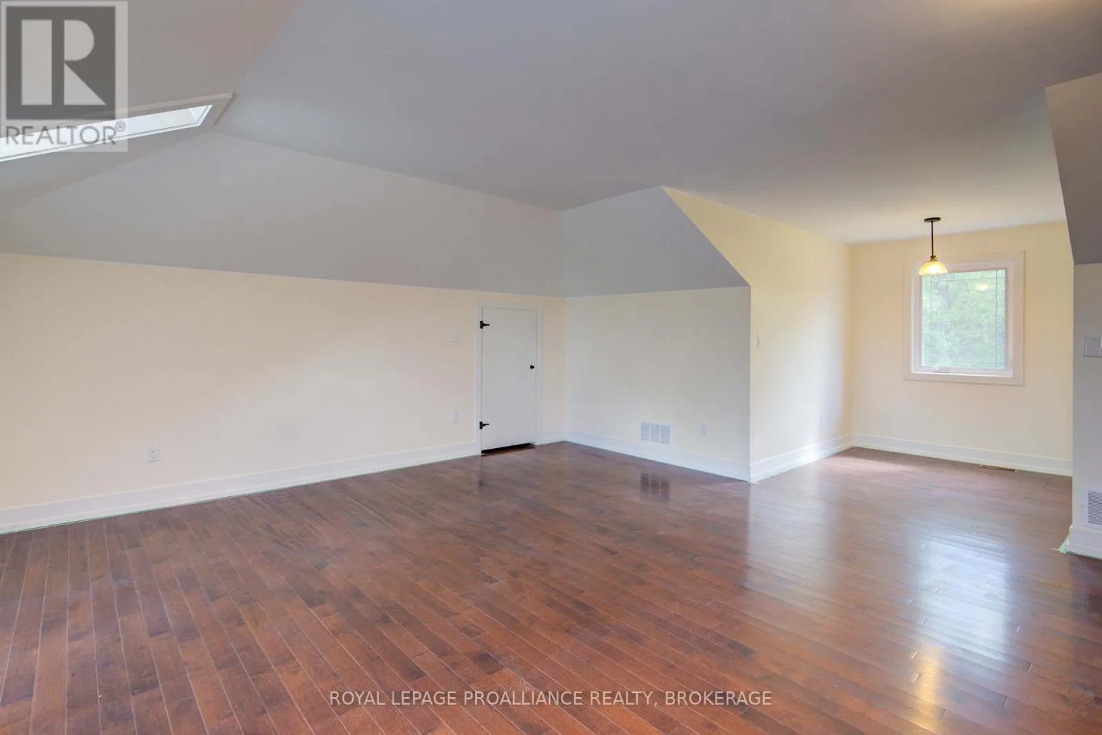 124 GRANITE HILLS