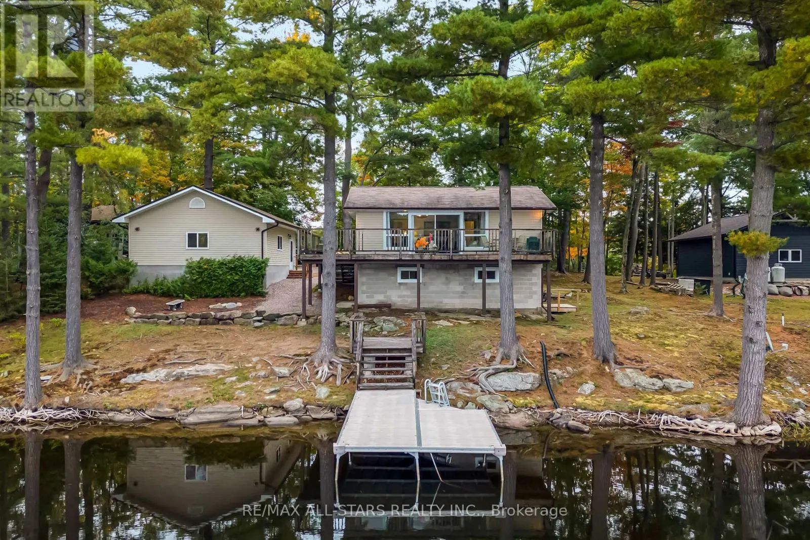 COTTAGE #9 - 1006 YOUNGS ROAD, #Cottage #9