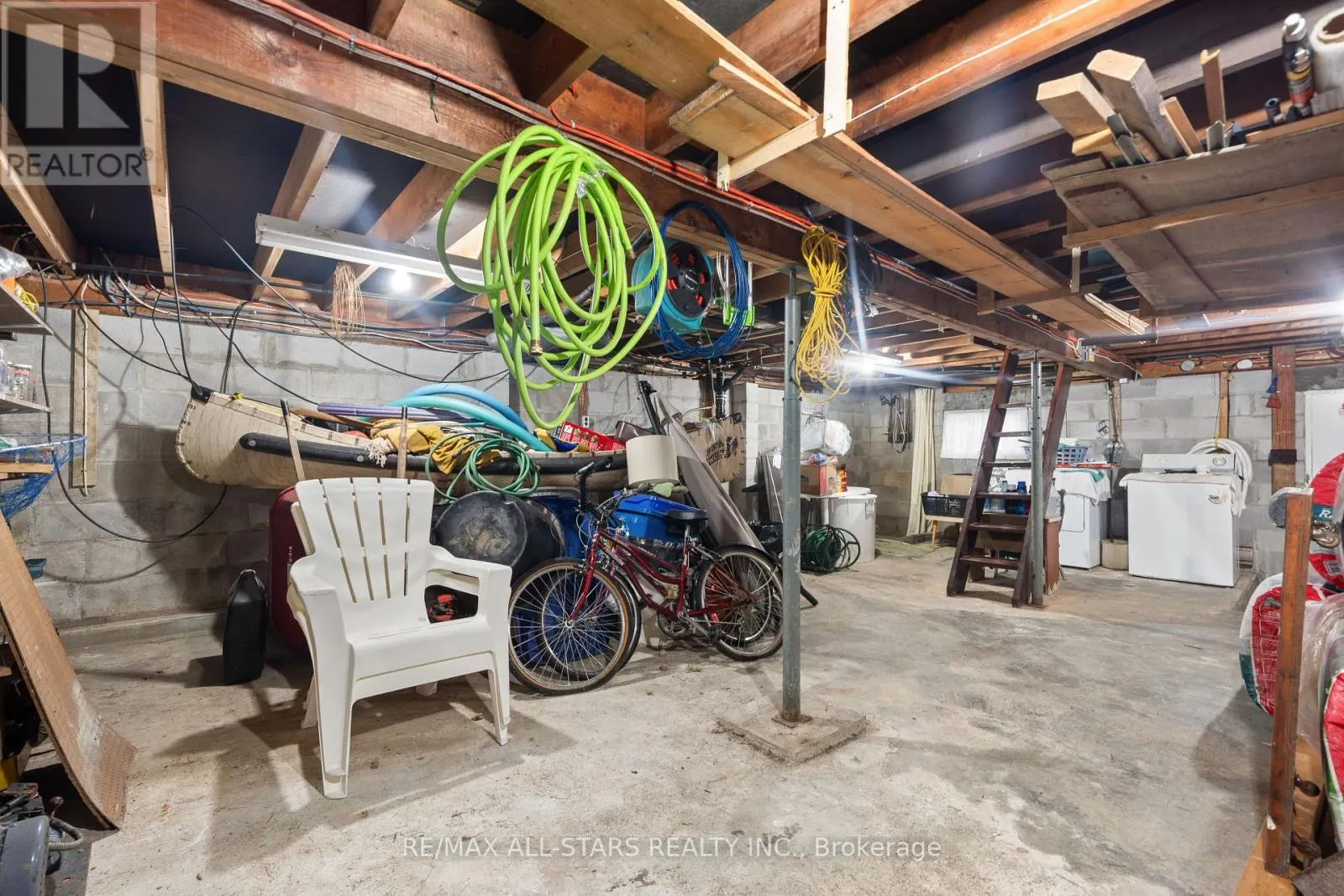 COTTAGE #9 - 1006 YOUNGS ROAD, #Cottage #9