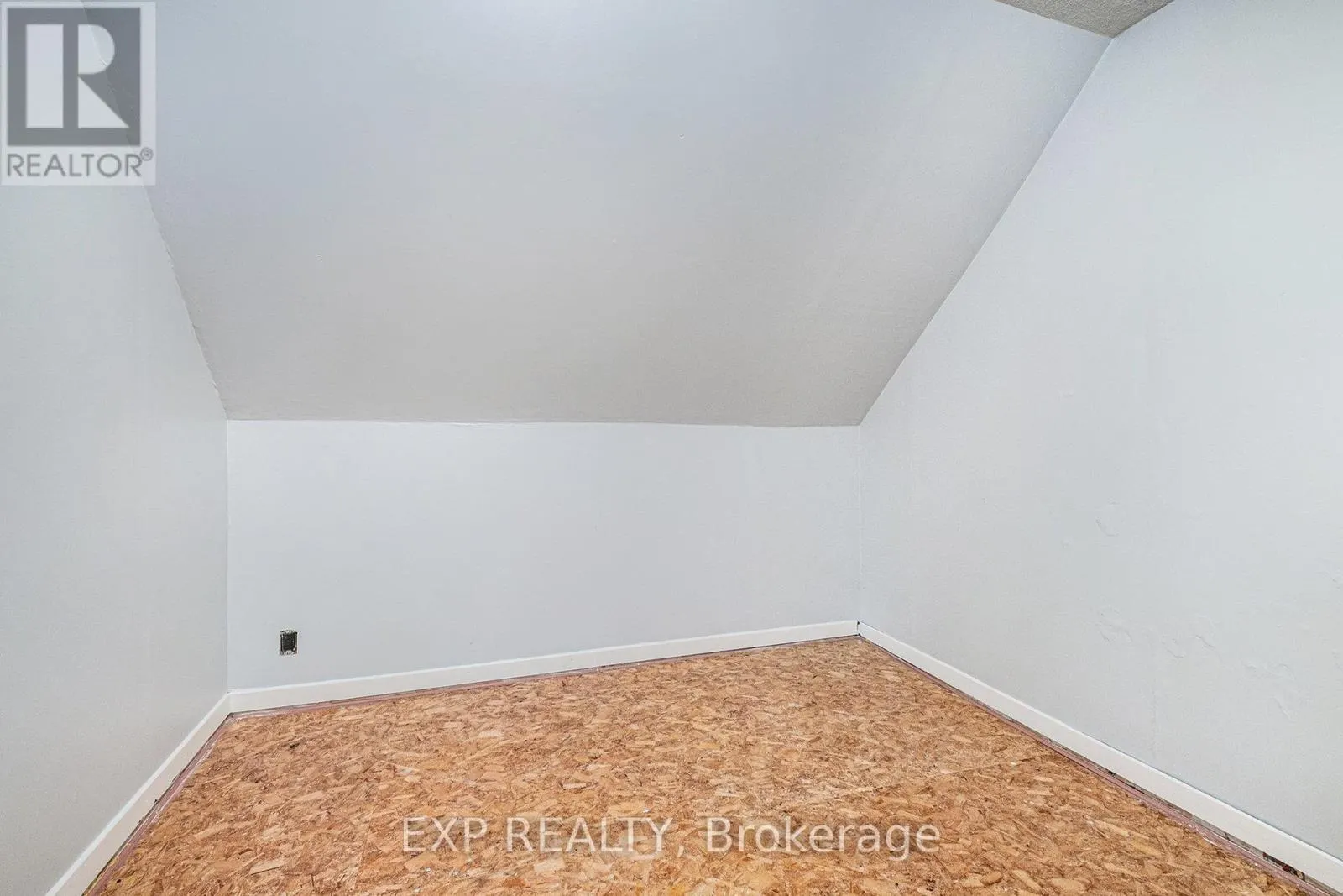 115 NELSON STREET E