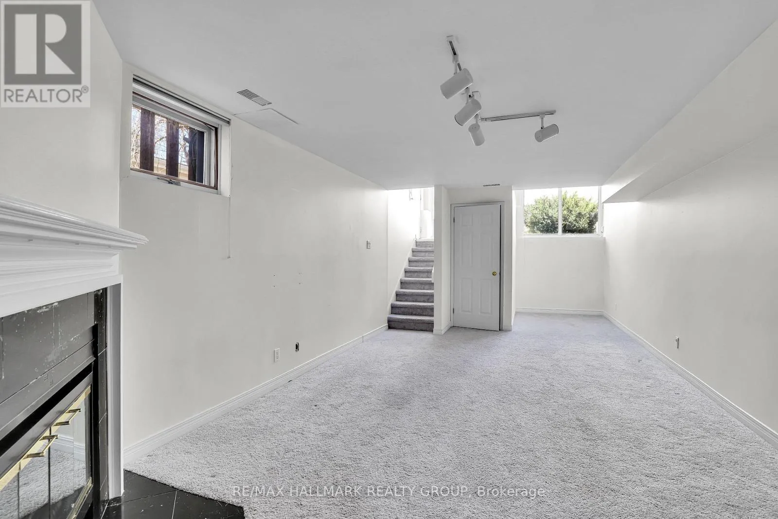 303 SHERWOOD DRIVE