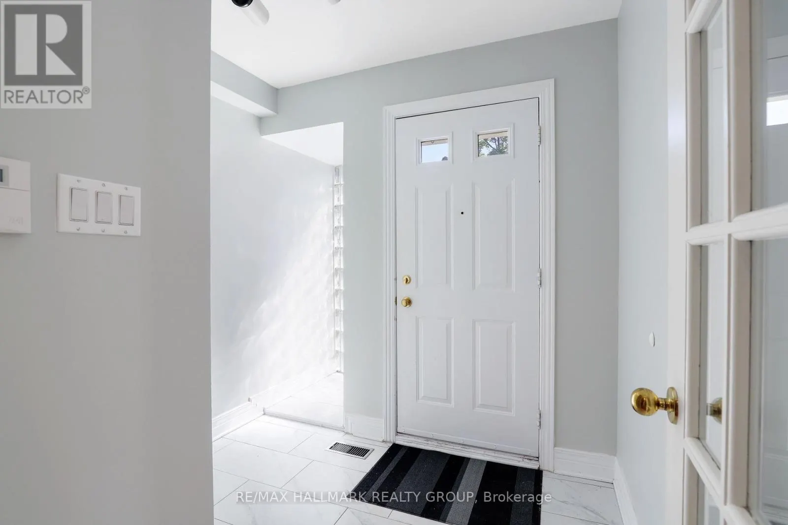303 SHERWOOD DRIVE