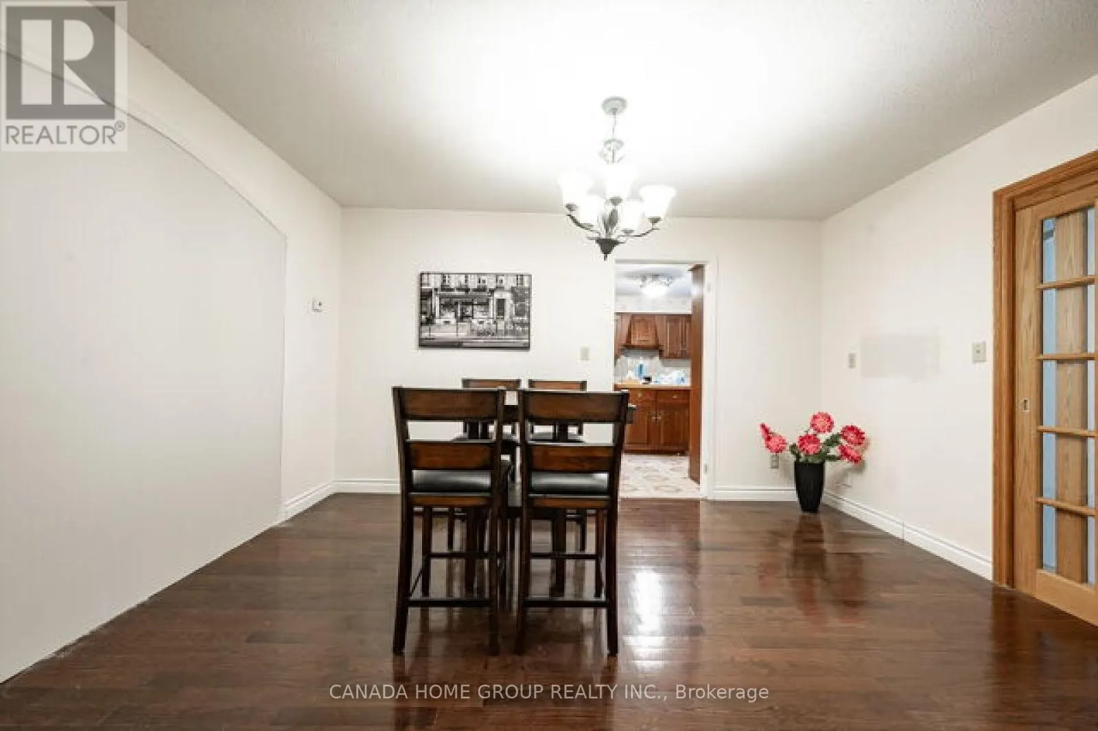 37 BARTLETT AVENUE