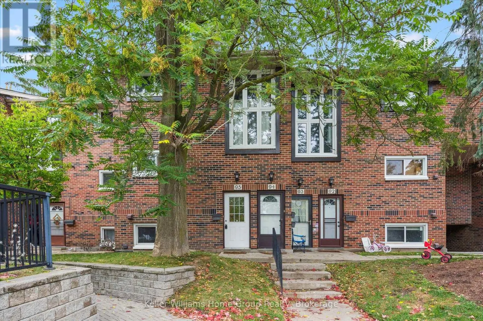 95 - 49 RHONDA ROAD, #95