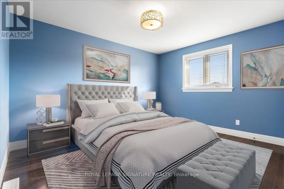 12 HUMMINGBIRD DRIVE