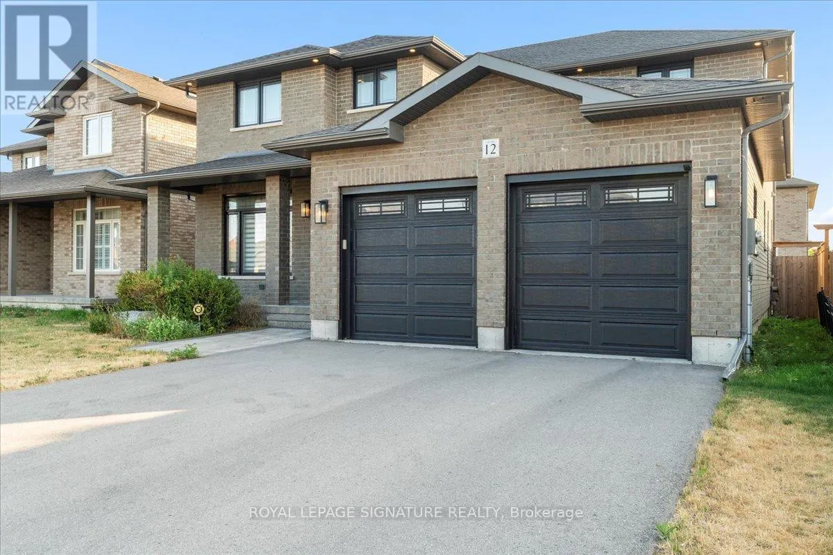 12 HUMMINGBIRD DRIVE