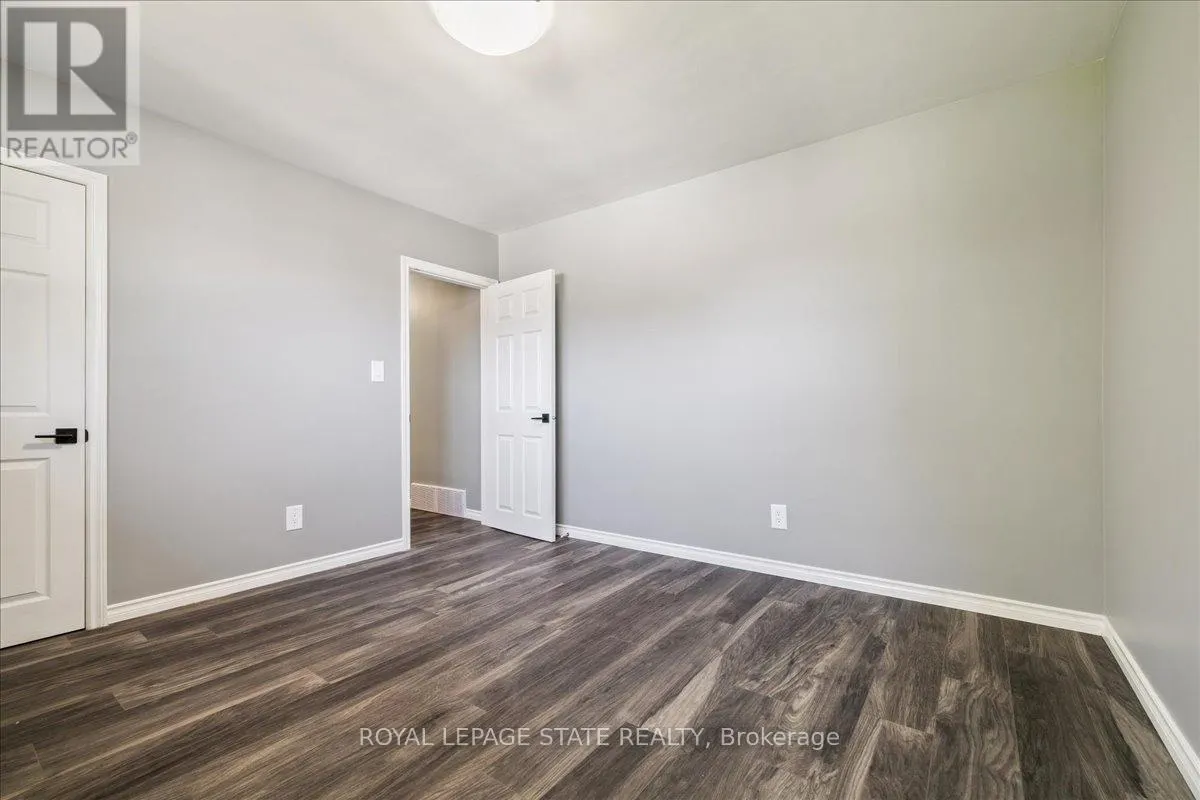 15 PURDY CRESCENT