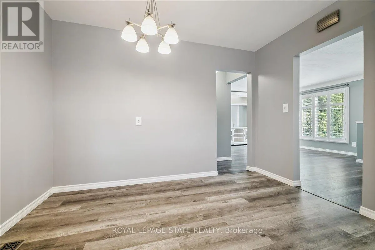 15 PURDY CRESCENT