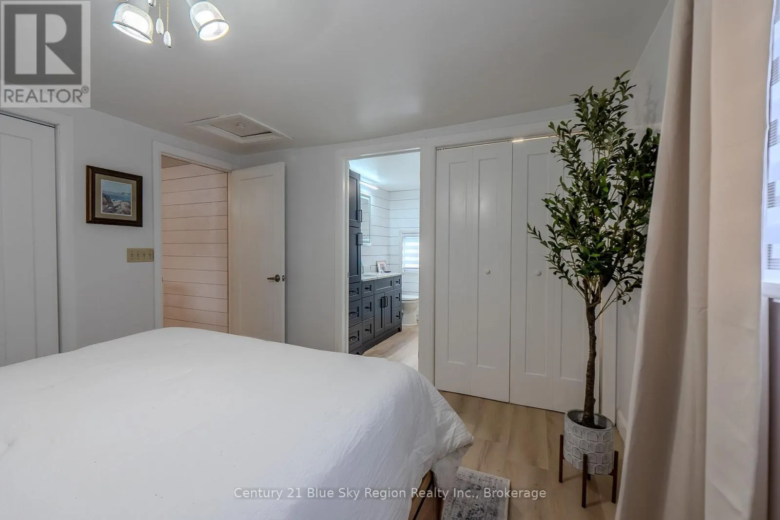 44 CARON ROAD