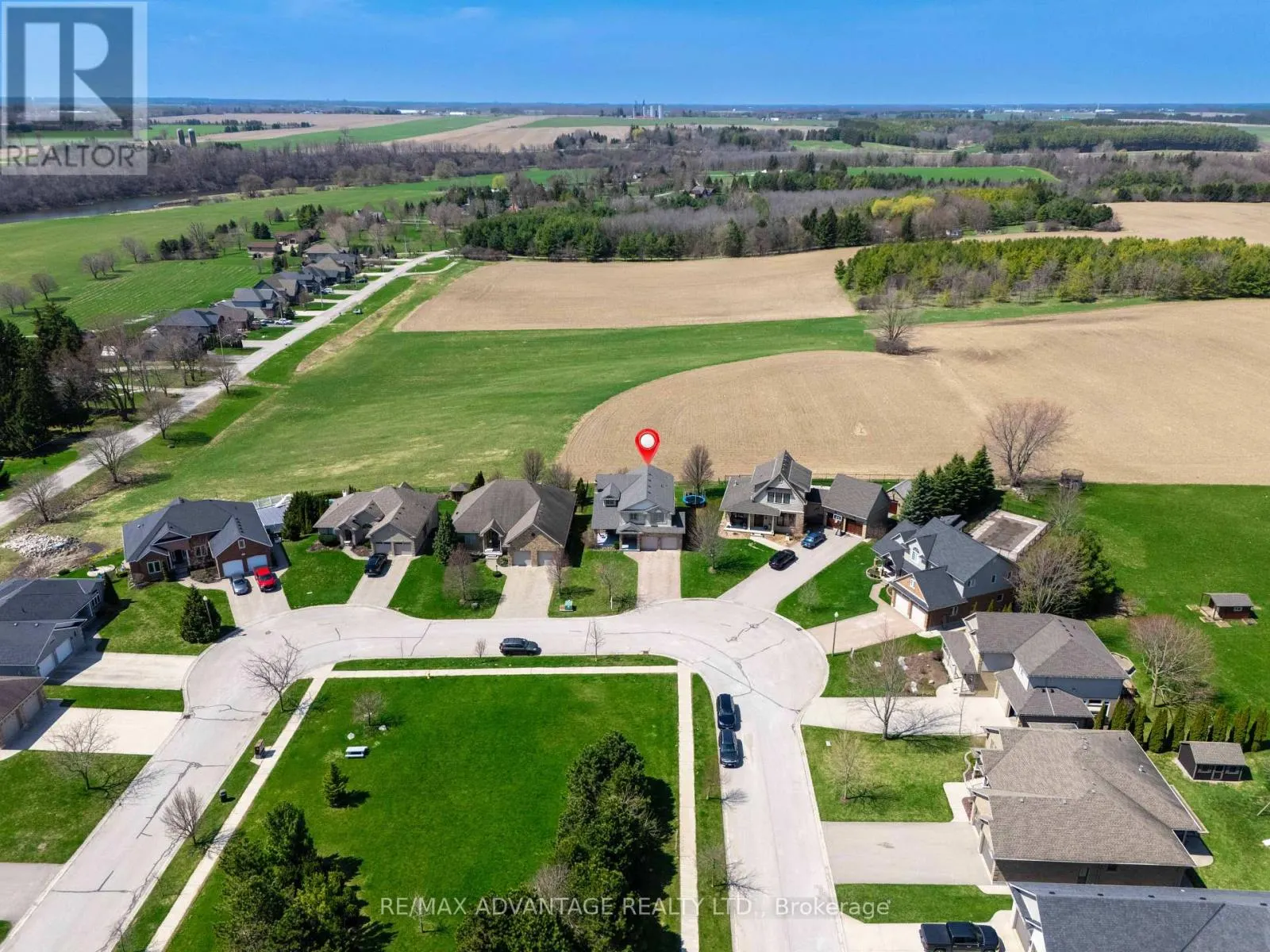 129 THAMESVIEW CRESCENT