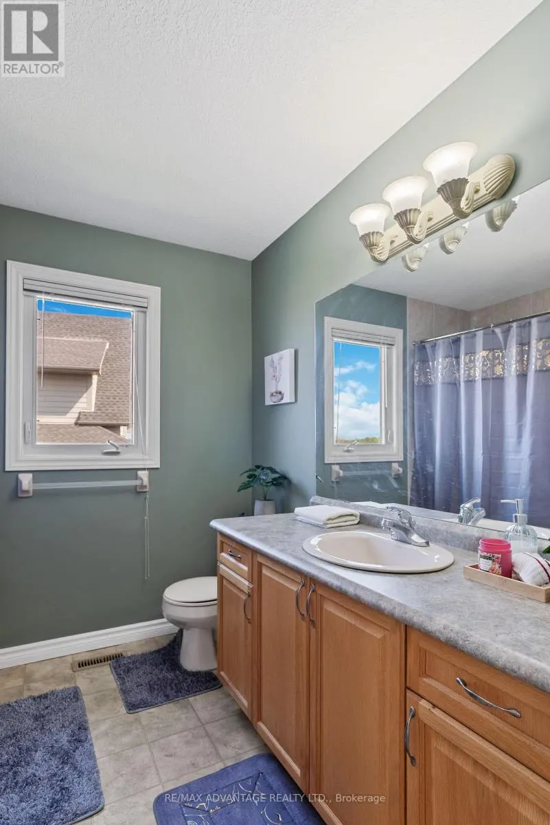 129 THAMESVIEW CRESCENT