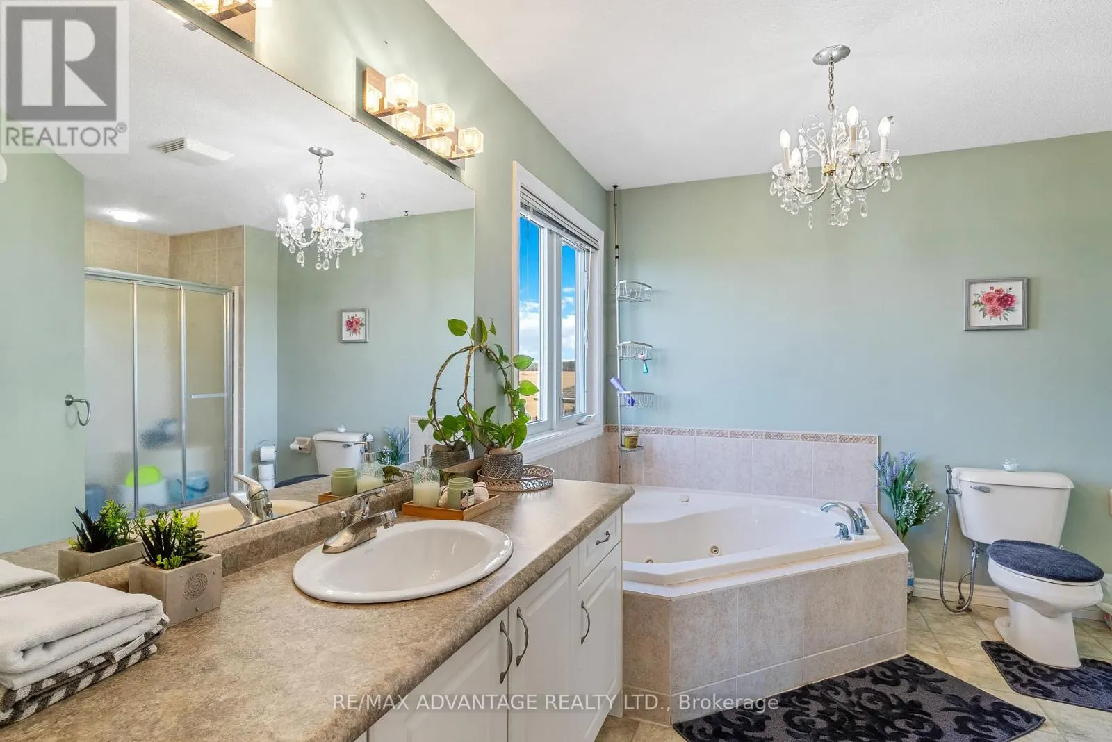 129 THAMESVIEW CRESCENT