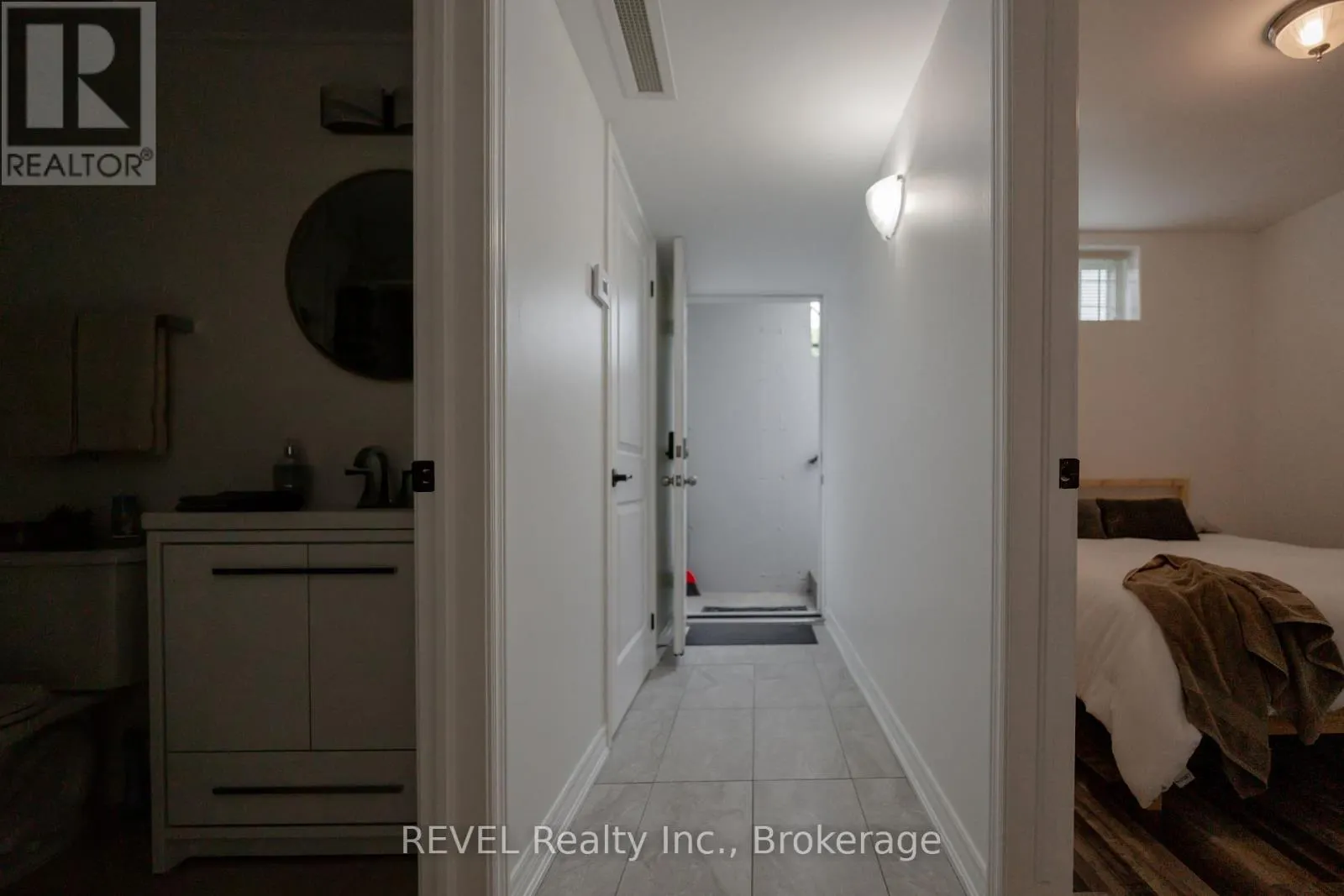 104 - 6045 DUNN STREET, #104