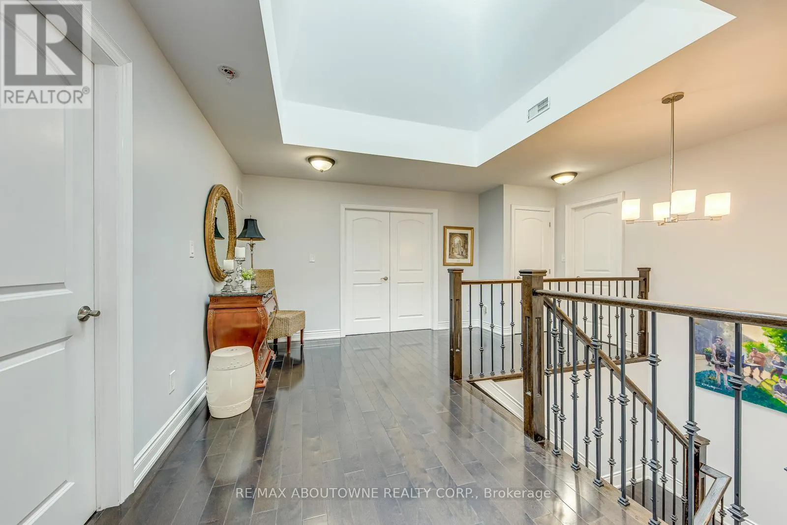 20 VINEGAR HILL STREET