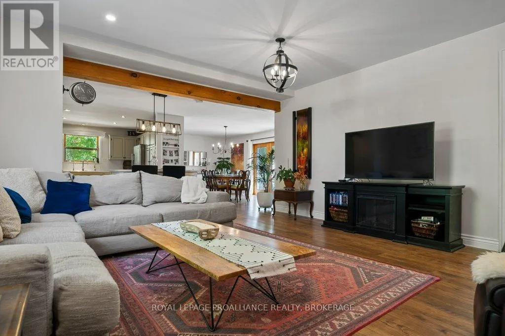 376 HUFFMAN ROAD