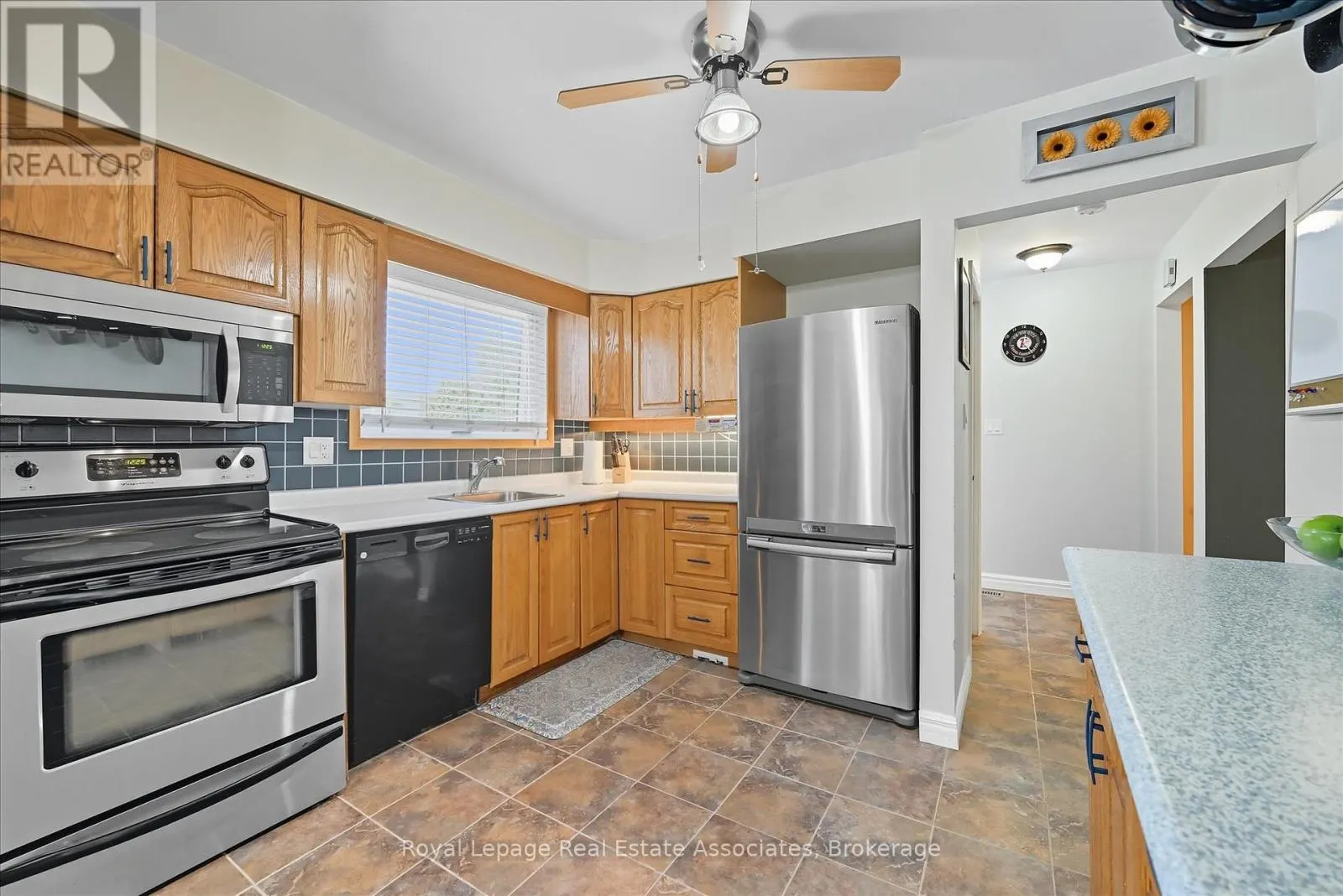 107 BILLINGTON CRESCENT