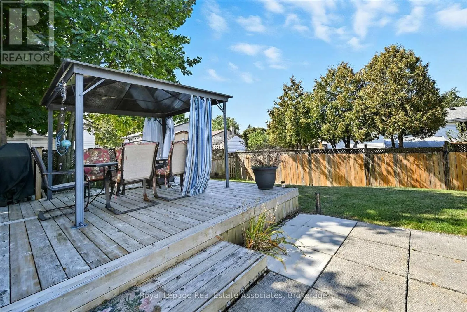 107 BILLINGTON CRESCENT