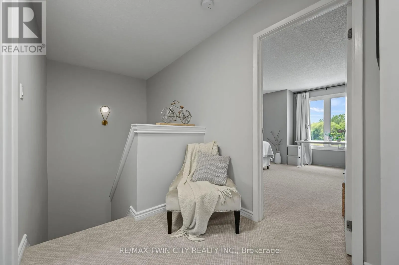 43 - 301 CARLOW ROAD