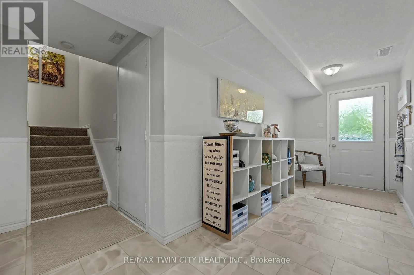 43 - 301 CARLOW ROAD