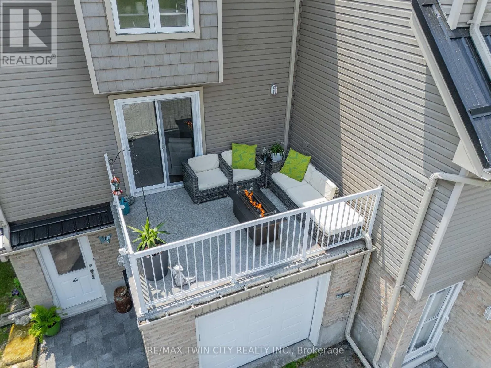 43 - 301 CARLOW ROAD