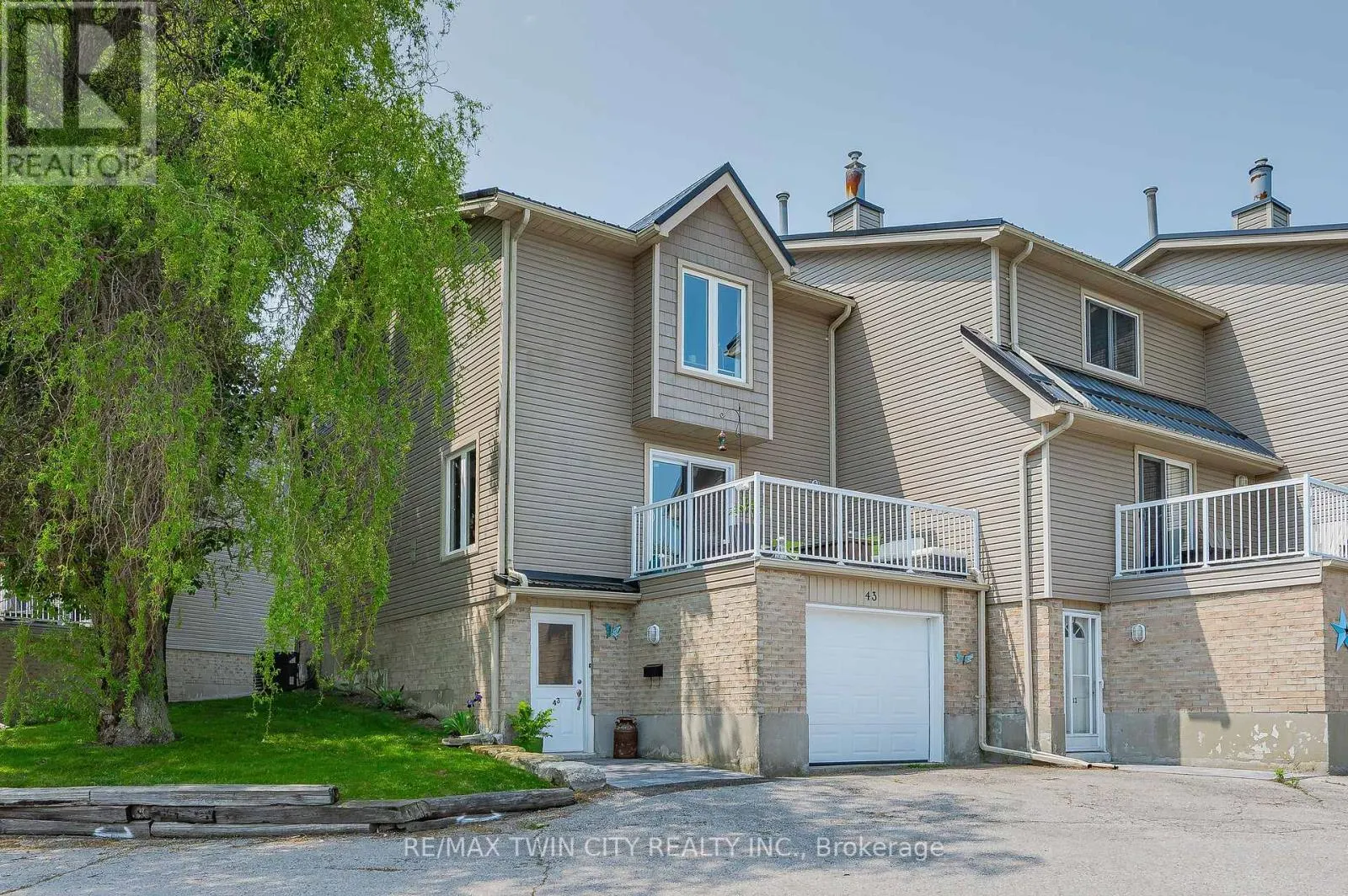 43 - 301 CARLOW ROAD
