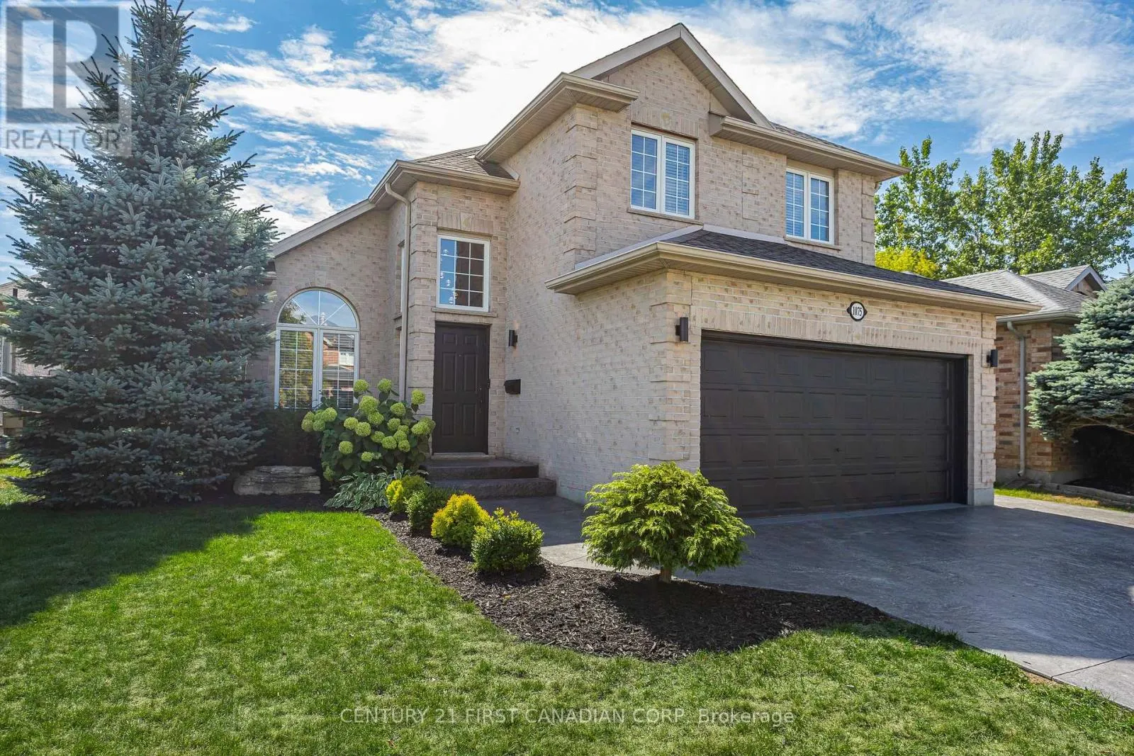 1075 BLACKMAPLE COURT
