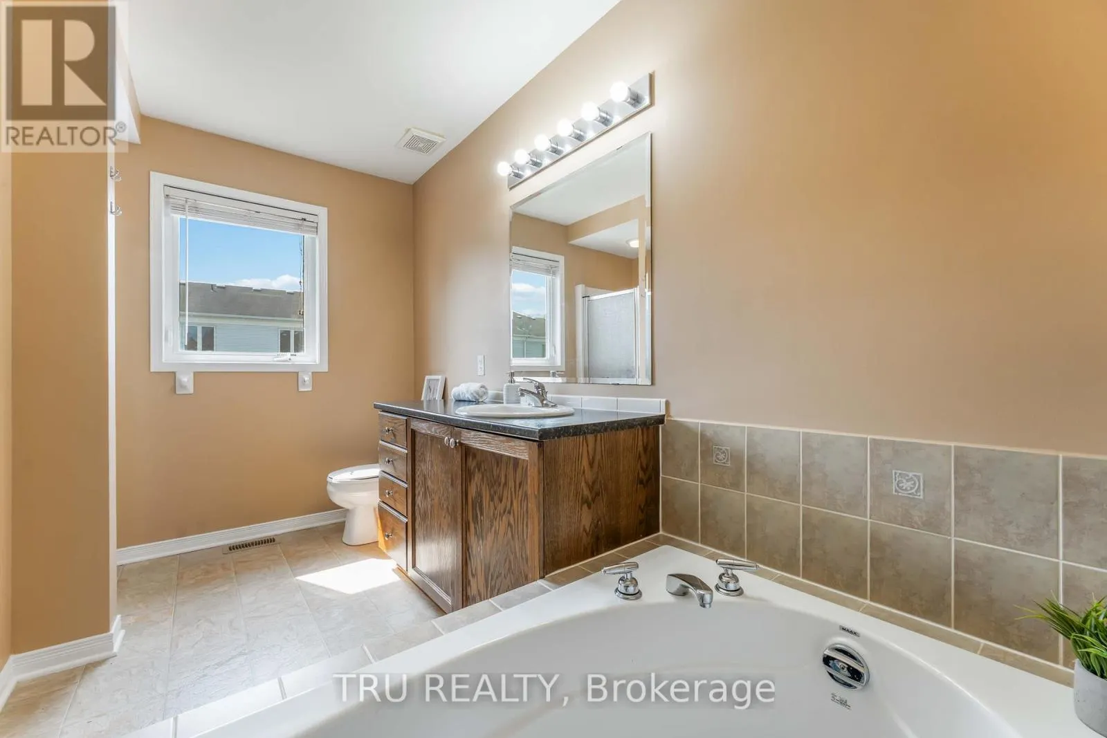 217 SORENTO STREET