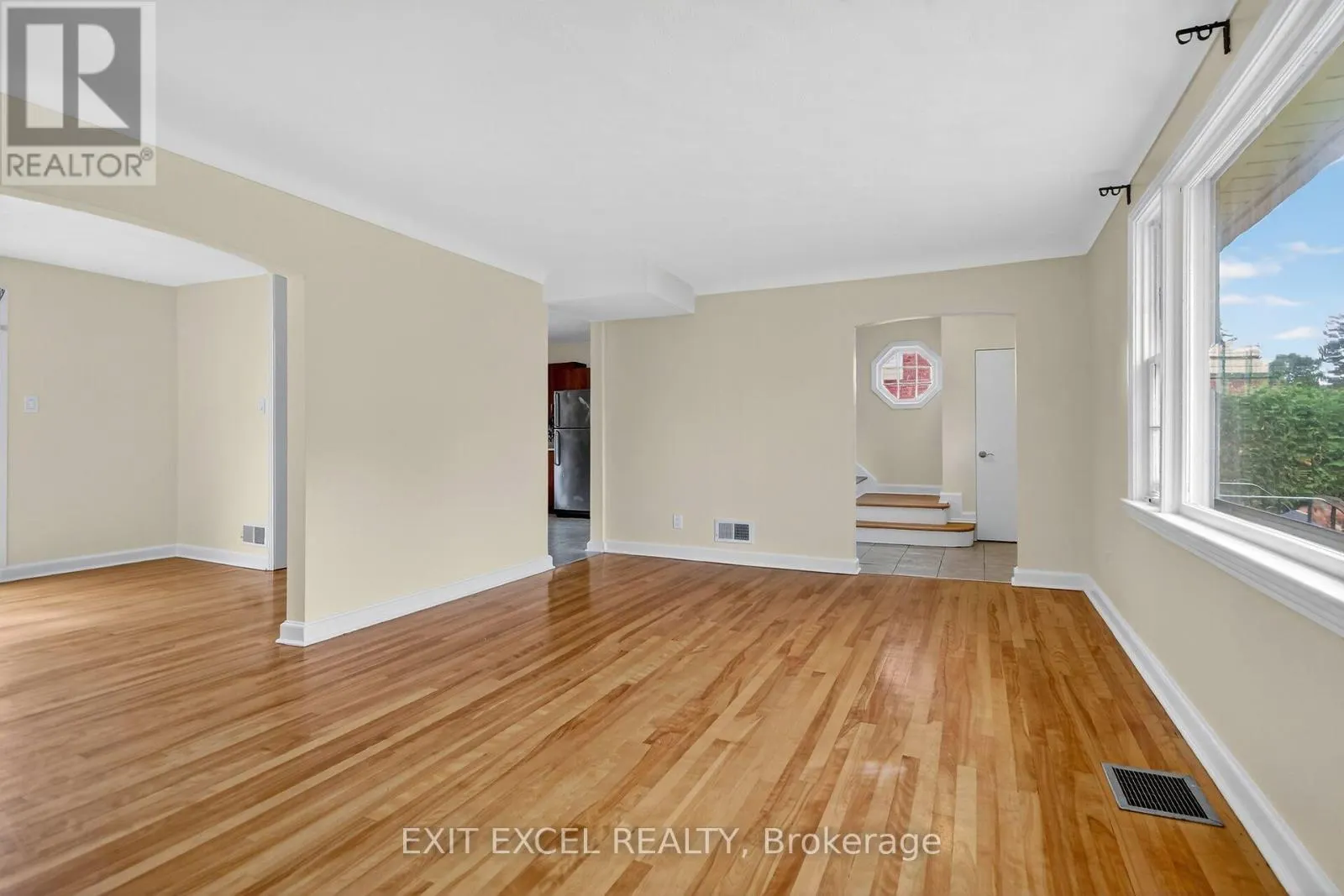 1456 LAROSE AVENUE