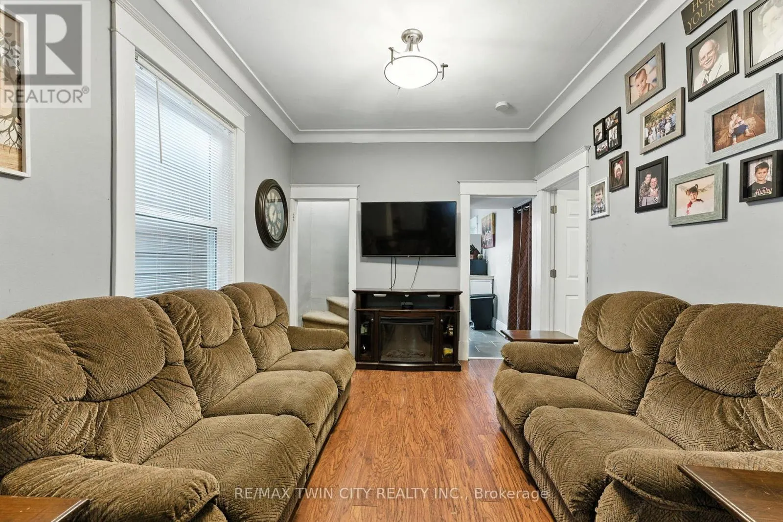 7 SUPERIOR STREET