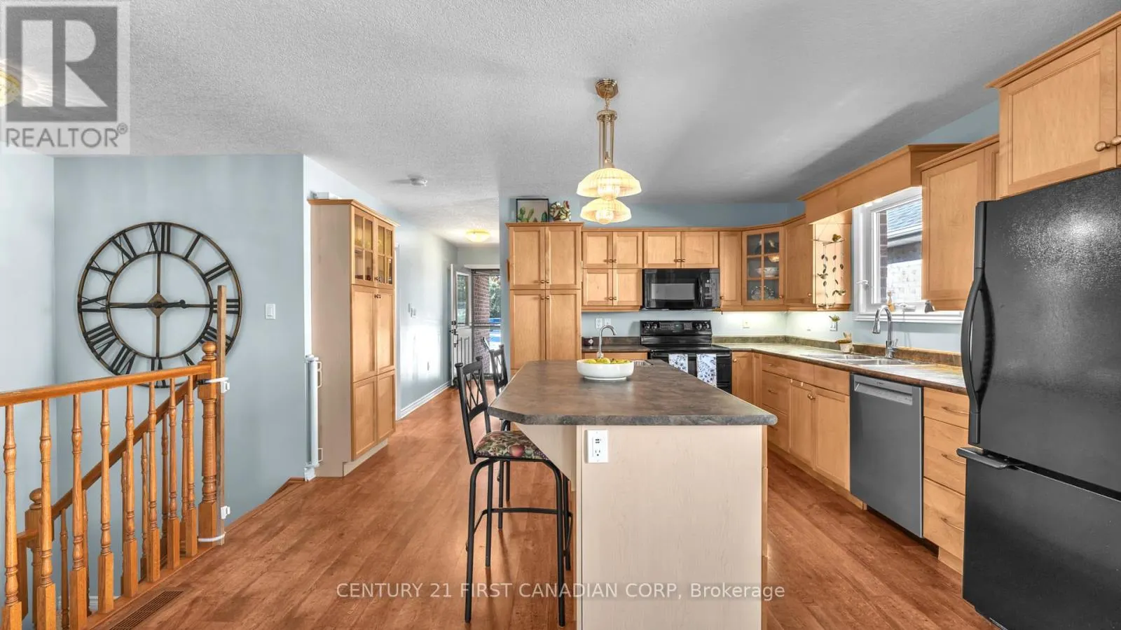 4.5 MORRISON DRIVE