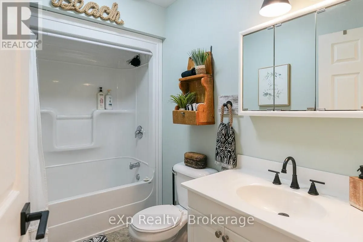 149 MALLORY BEACH ROAD