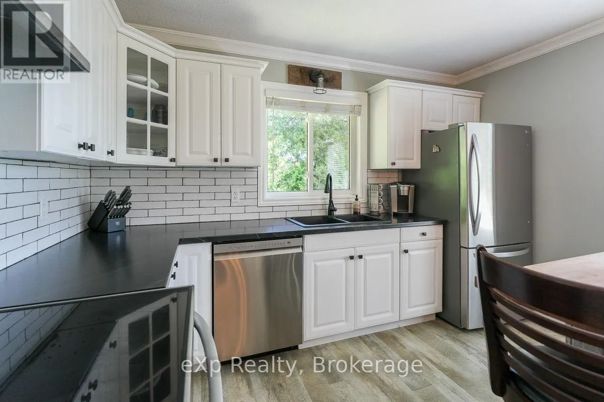 149 MALLORY BEACH ROAD