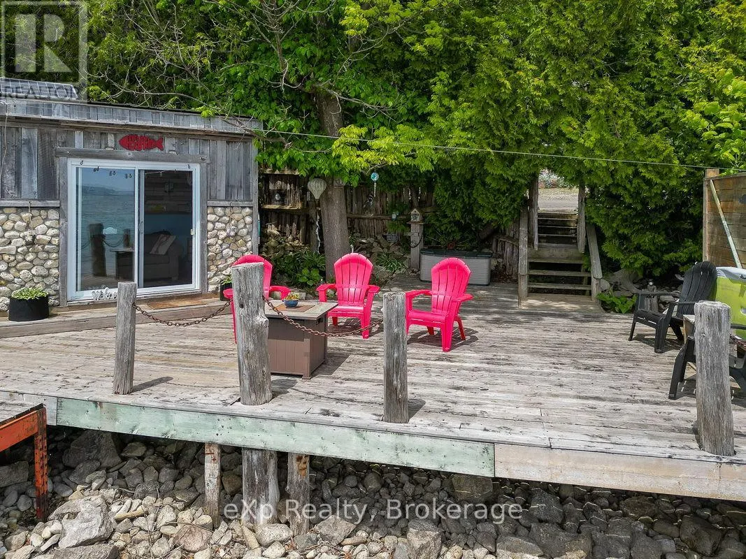 149 MALLORY BEACH ROAD