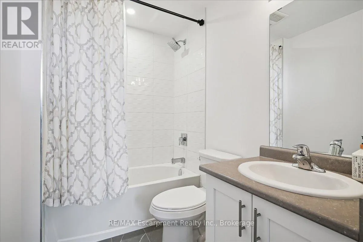 1101 - 450 DUNDAS STREET E, #1101
