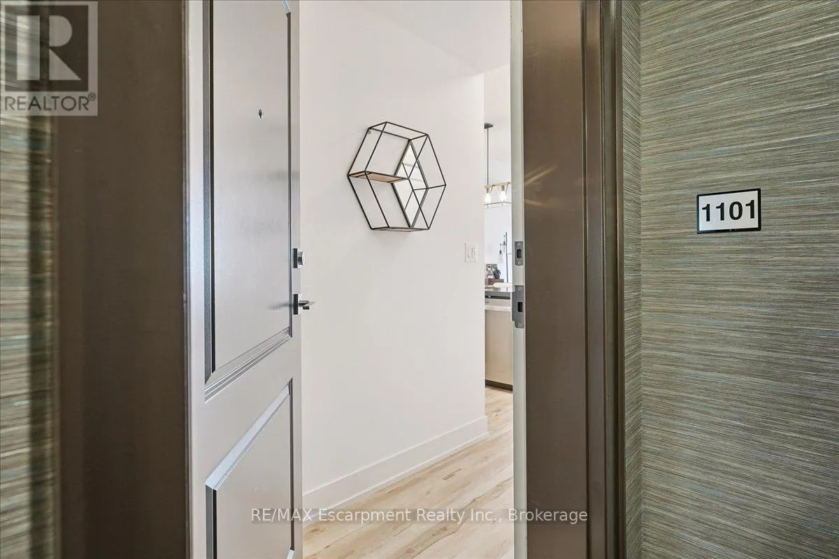 1101 - 450 DUNDAS STREET E, #1101