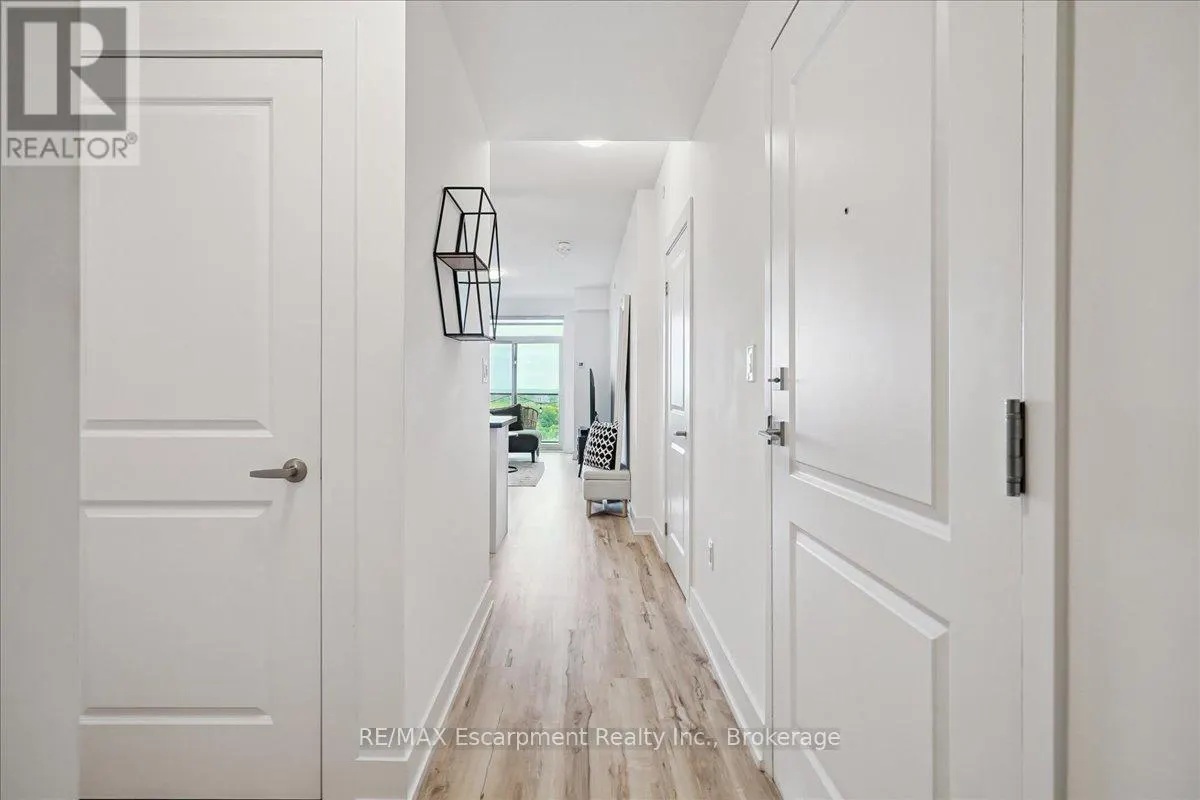 1101 - 450 DUNDAS STREET E, #1101