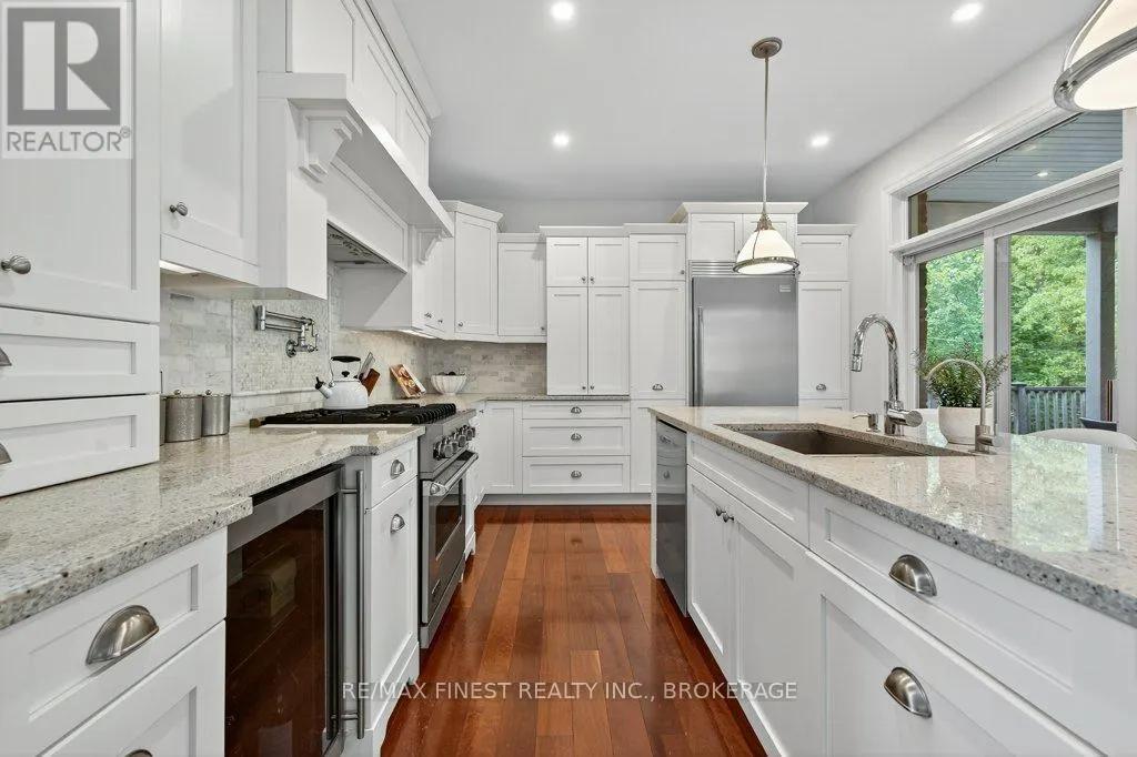 247 HONEYWOOD AVENUE