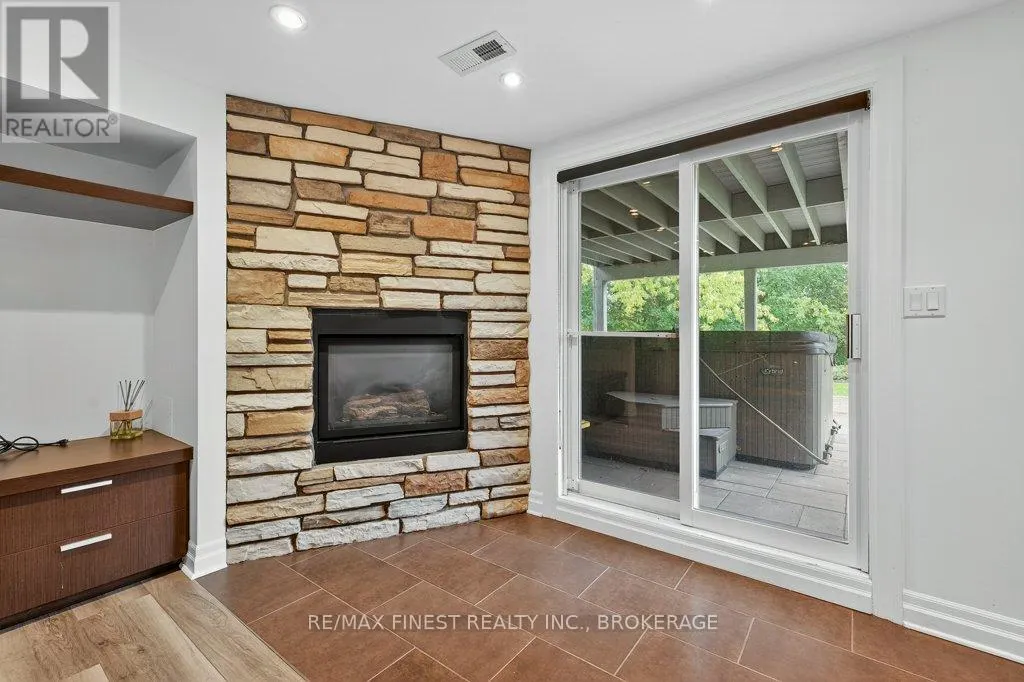 247 HONEYWOOD AVENUE