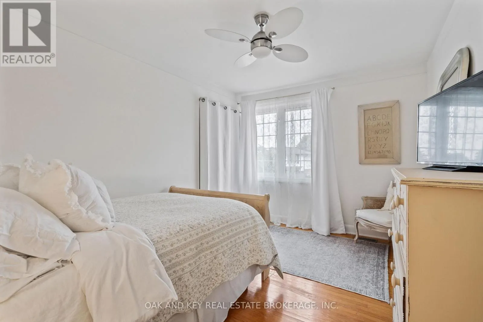 1 FOX MILL CRESCENT