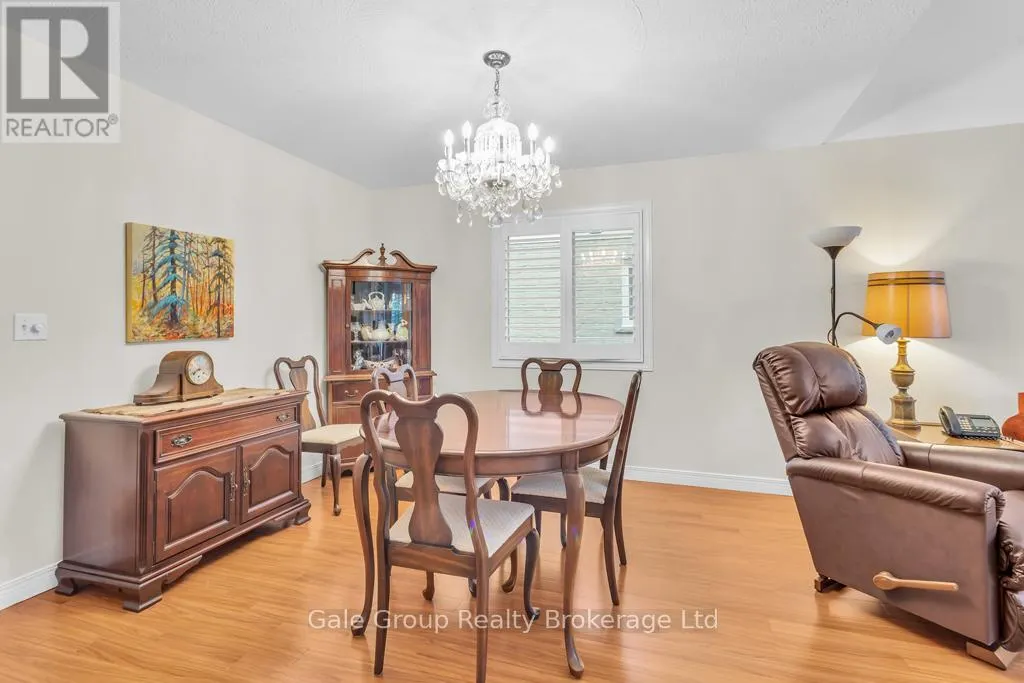 37 CROW CRESCENT