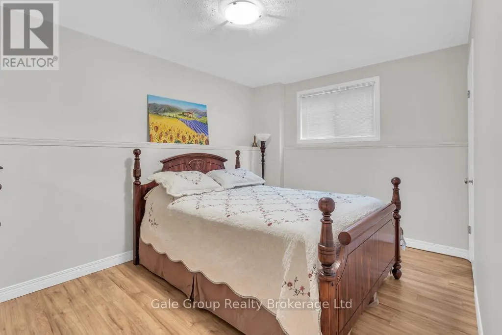 37 CROW CRESCENT