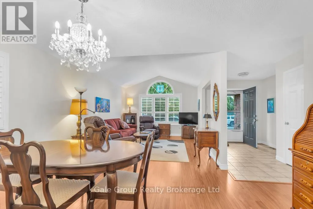 37 CROW CRESCENT